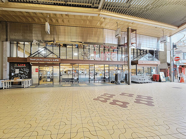 ライフ岡町店（約1,121m）