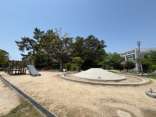 大阪府豊中市大塚公園（約441m）