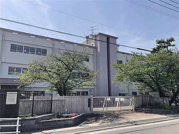 大野城市立大野北小学校（約615m）