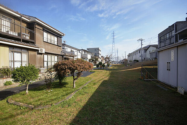中電なかよし遊園(約1,147m)