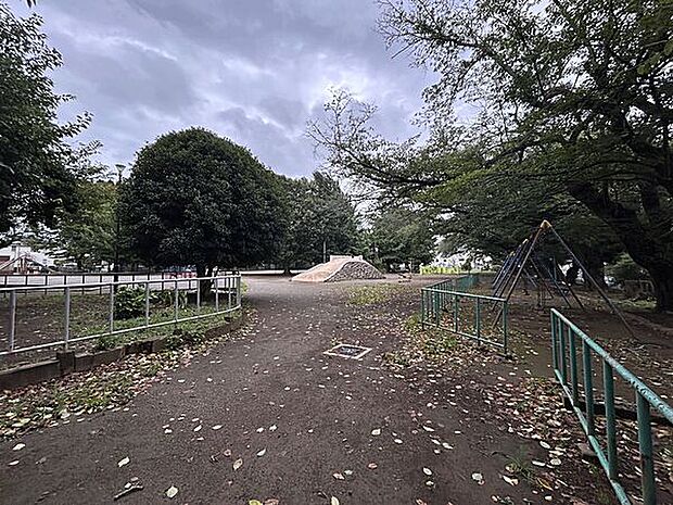 八千代台第１公園（約1,199m）