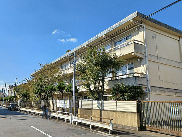 東大阪市立成和小学校(約488m)