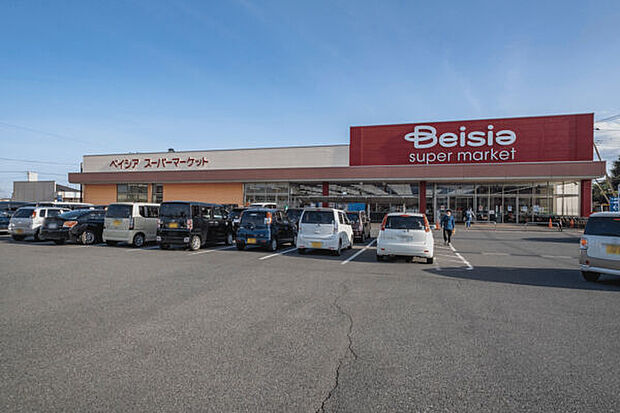 ベイシアスーパーマーケット伊勢崎BP店（約2,016m）