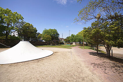 坊主山公園 218m