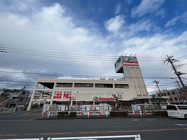 島忠新座店(約999m)