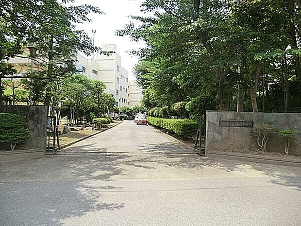 船橋市立芝山中学校（約1,177m）