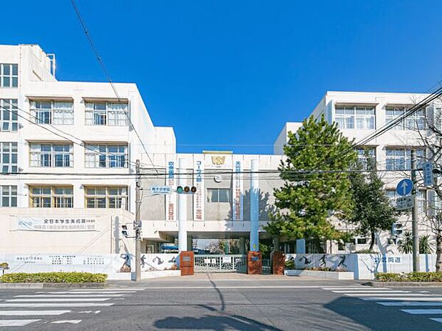 川口市立青木中学校（約519m）