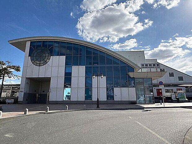 JR「筑前前原」駅(約240m)