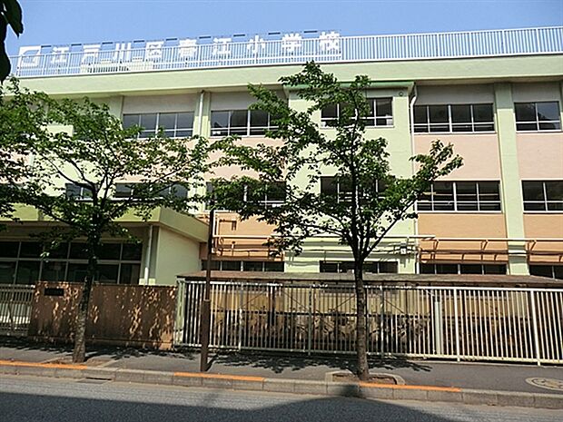 江戸川区立春江小学校（約852m）