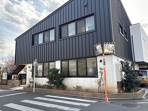 与野本町幼稚園（約874m）