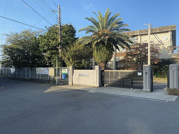 豊中市立第五中学校(約968m)