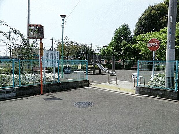 戸倉ふれあい公園（約1,149m）