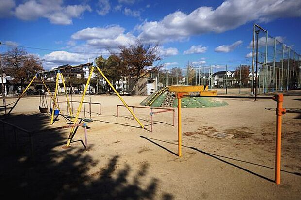 源兵衛公園（約580m）