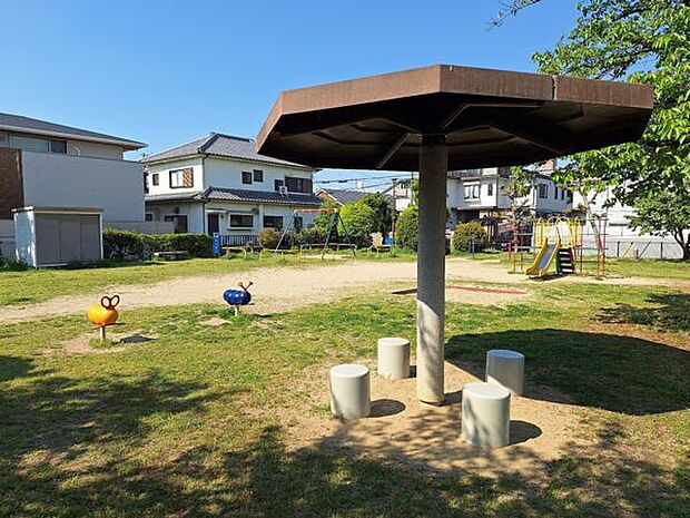 大池公園(約755m)