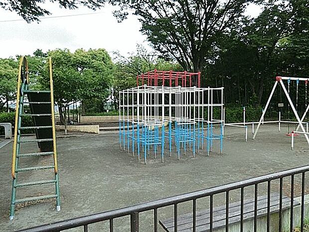 東本郷第一公園（約486m）