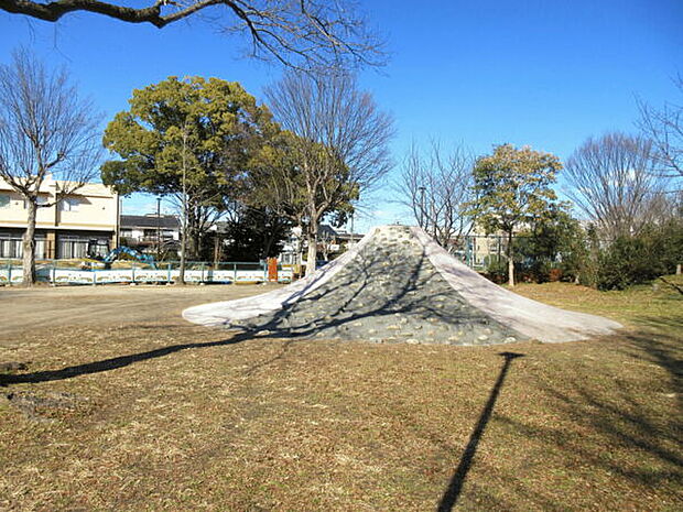 中根公園(約112m)