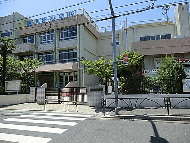 葛飾区立半田小学校（約760m）