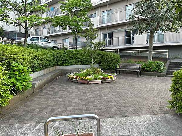 上永谷第二公園（約1,120m）