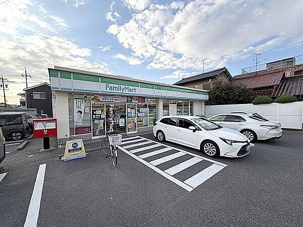 ファミリーマート城町店（約414m）