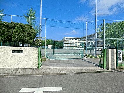 町田市立鶴川第二中学校 3041m