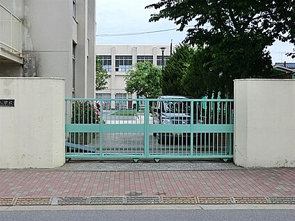 北糀谷保育園 768m