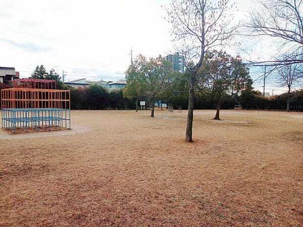 馬畷公園（約860m）