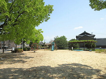 上八事第一公園 317m