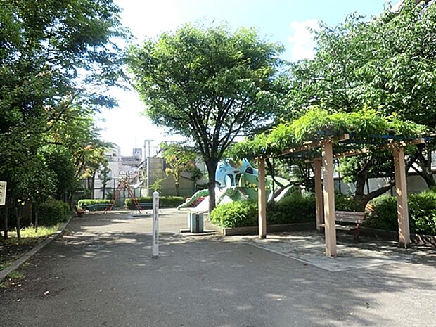 堀切東公園(約853m)