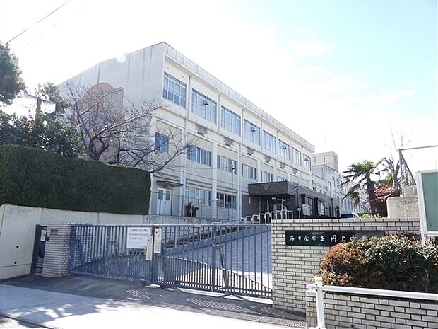 名古屋市立円上中学校（約1,102m）
