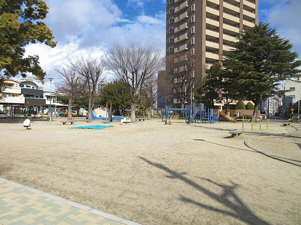 上名古屋公園（約649m）