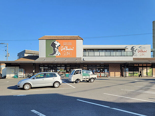 シェフカワカミ池田店（約705m）