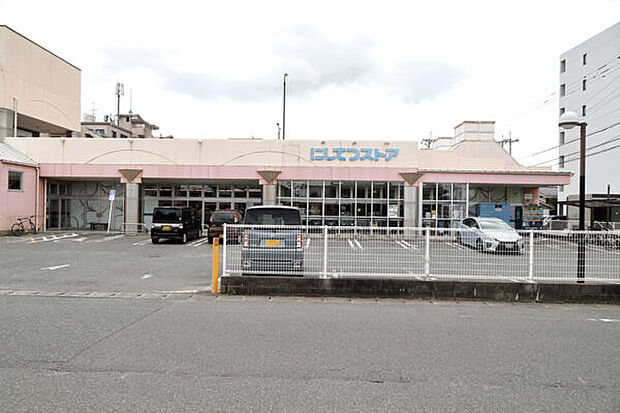 JA福岡市博多じょうもんさん周船寺市場（約733m）