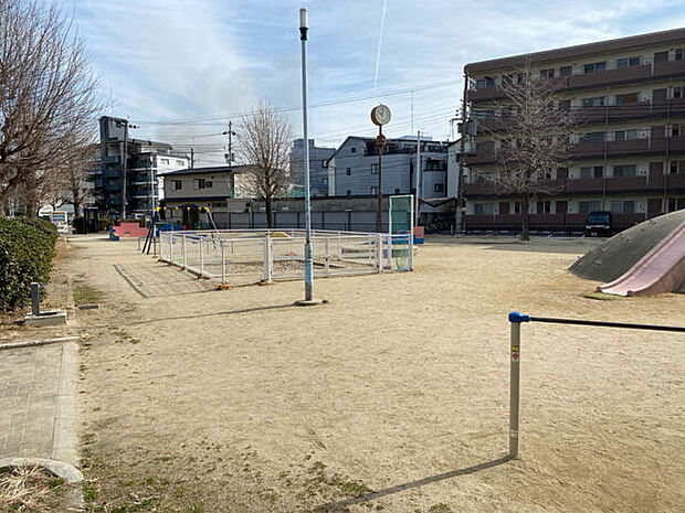 豊里三角公園（約1,033m）