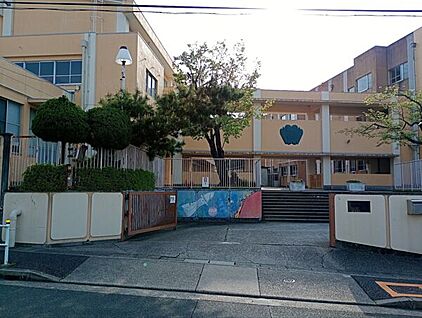 名古屋市立貴船小学校 1060m
