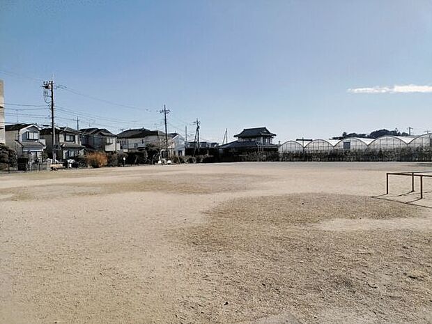 向小金ふれあい公園(約1,211m)