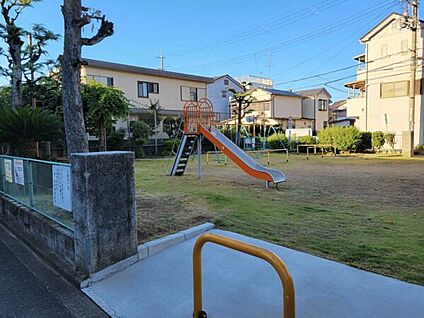 竹の内町こすもす公園 1281m