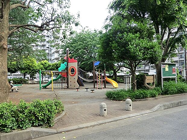 大野台なかよし公園(約360m)