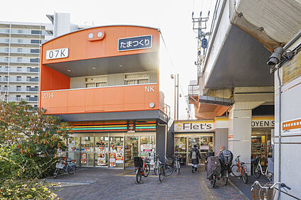 スギドラッグ桃谷店 1204m