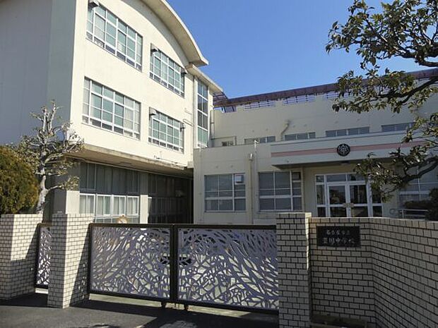 名古屋市立豊国中学校(約906m)