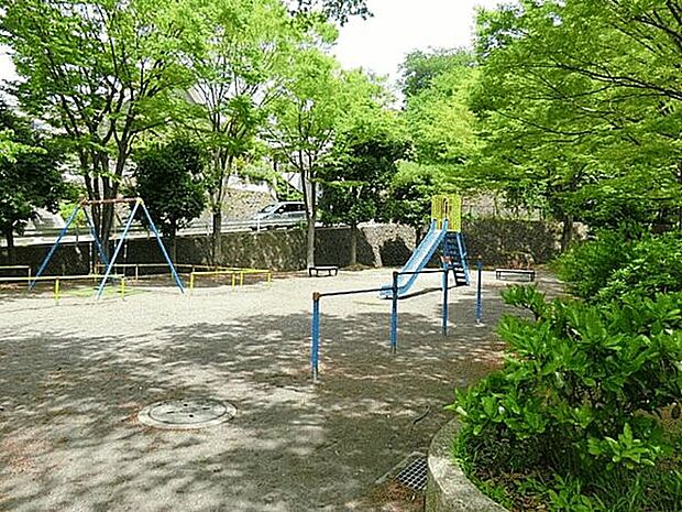 富岡第三公園（約1,408m）