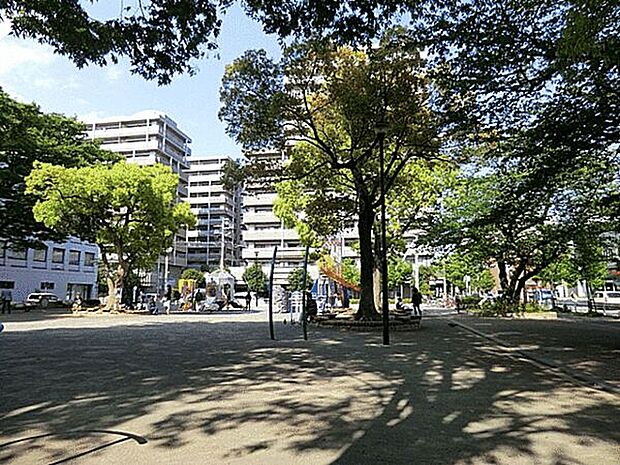 千歳公園(約1,487m)