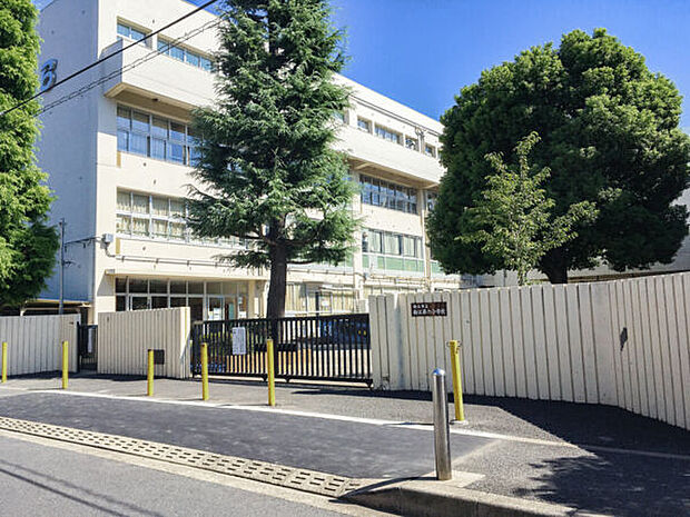 狛江市立狛江第六小学校(約403m)