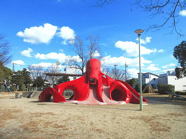 万町公園（約1,154m）