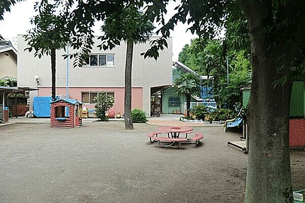 サムエル保育園（約862m）