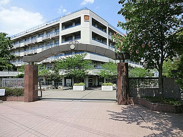 さいたま市立大原中学校（約574m）