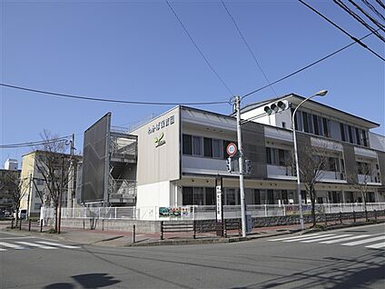 わかば保育園 541m