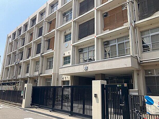 大阪市立梅香中学校(約1,331m)