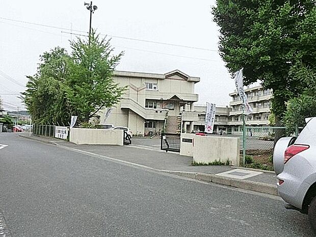 海老名市立柏ケ谷中学校（約550m）