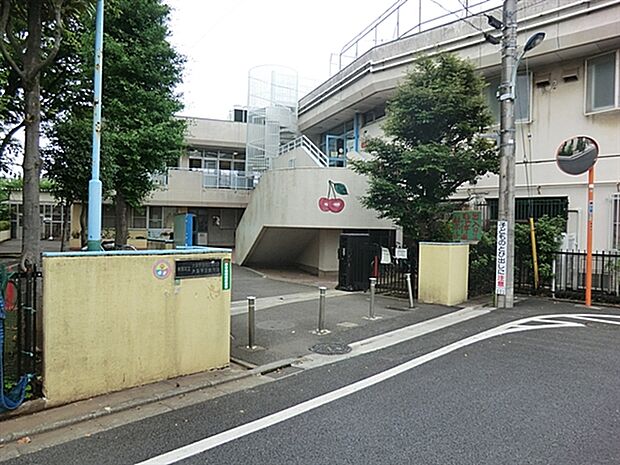 練馬区立大泉学園保育園(約872m)