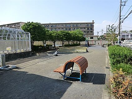 磯子腰越公園 548m